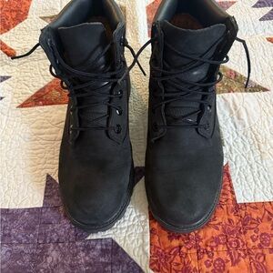 Timberland Women’s Black Leather Lace-Up Boots